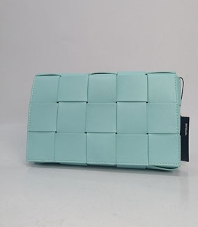 爱游戏app推荐：“供需适配政策将催生哪些消费 激发万亿级市场潜力